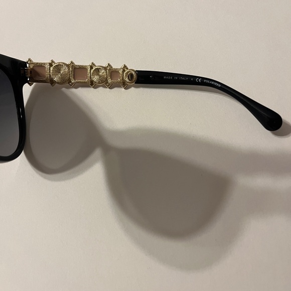 CHANEL Crystal Pearl Cat Eye Polarized Sunglasses - Picture 8 of 15